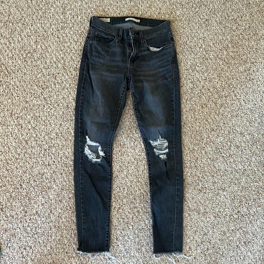 Levi’s Curvy Skinny high waisted ankle black/grey ripped jeans size 27